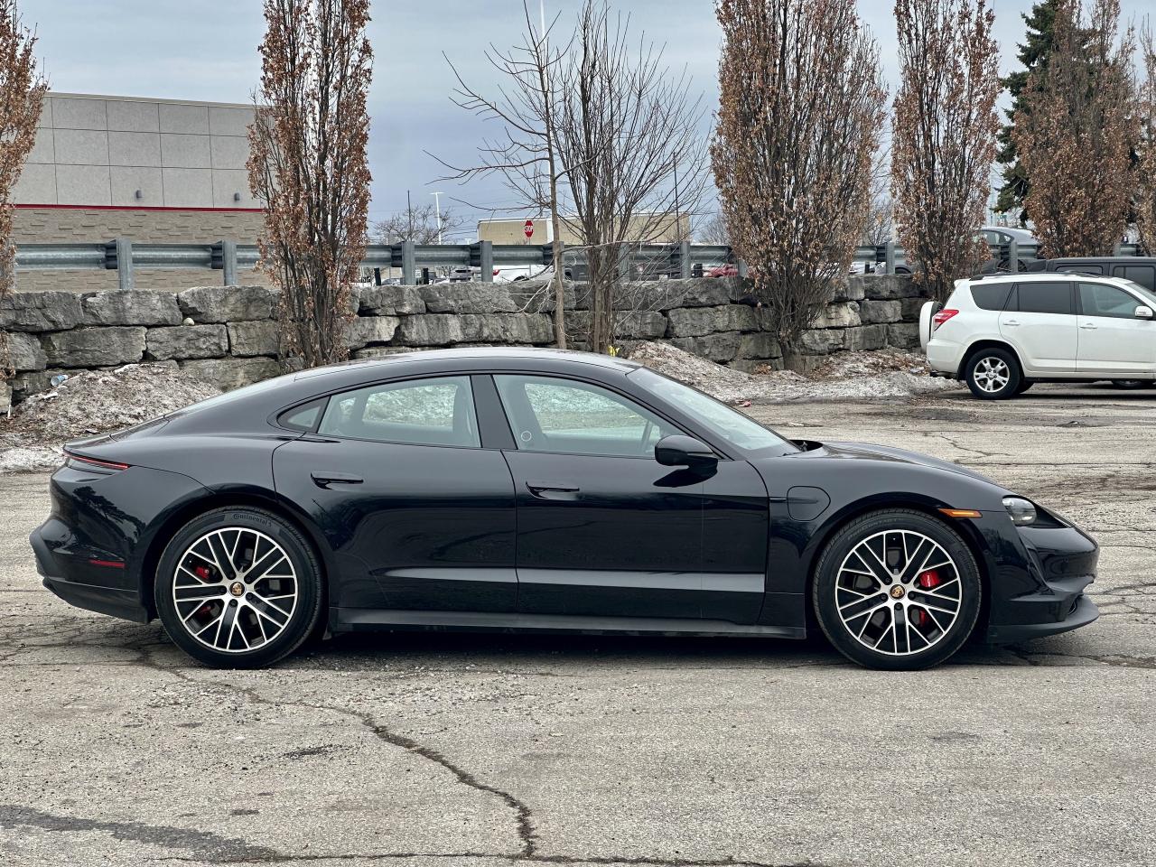 2020 Porsche Taycan 4S Sedan | PREMIUM PACKAGE | PERFORMANCE BATTERY | Photo3