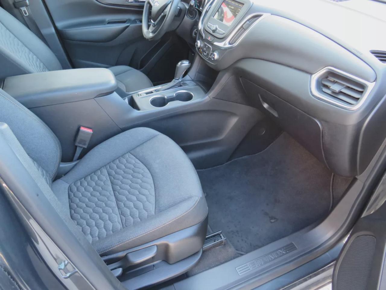 2019 Chevrolet Equinox LT (**DIESEL!!**RARE!!**ALLOY RIMS**REMOTE START**HEATED SEATS**POWER SEATS**PUSH BUTTON START**REVERSE CAMERA**DIGITAL TOUCHSCREEN**BLUETOOTH**CRUISE CONTROL**) Photo