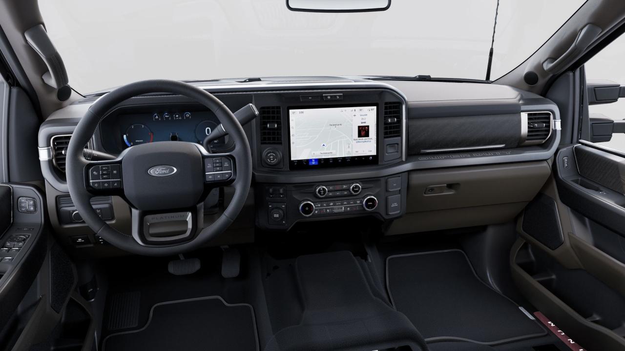 2025 Ford F-450 Super Duty DRW Platinum Photo5