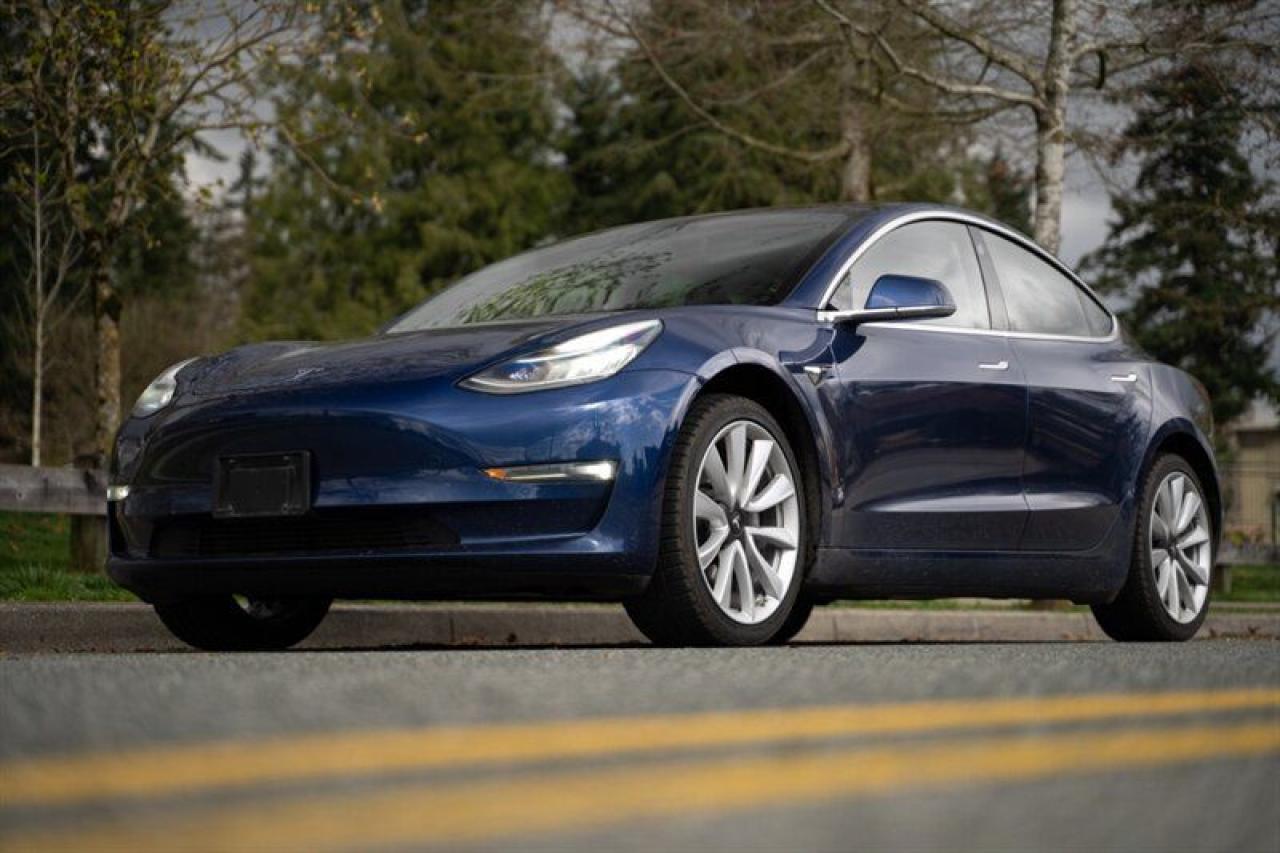 Used 2020 Tesla Model 3 LONG RANGE for sale in Surrey, BC