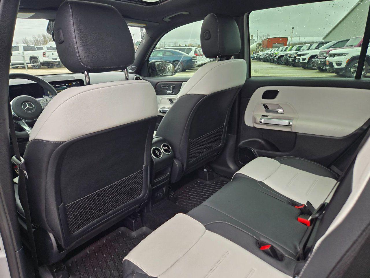2021 Mercedes-Benz G-Class AMG GLB 35 - Photo #25