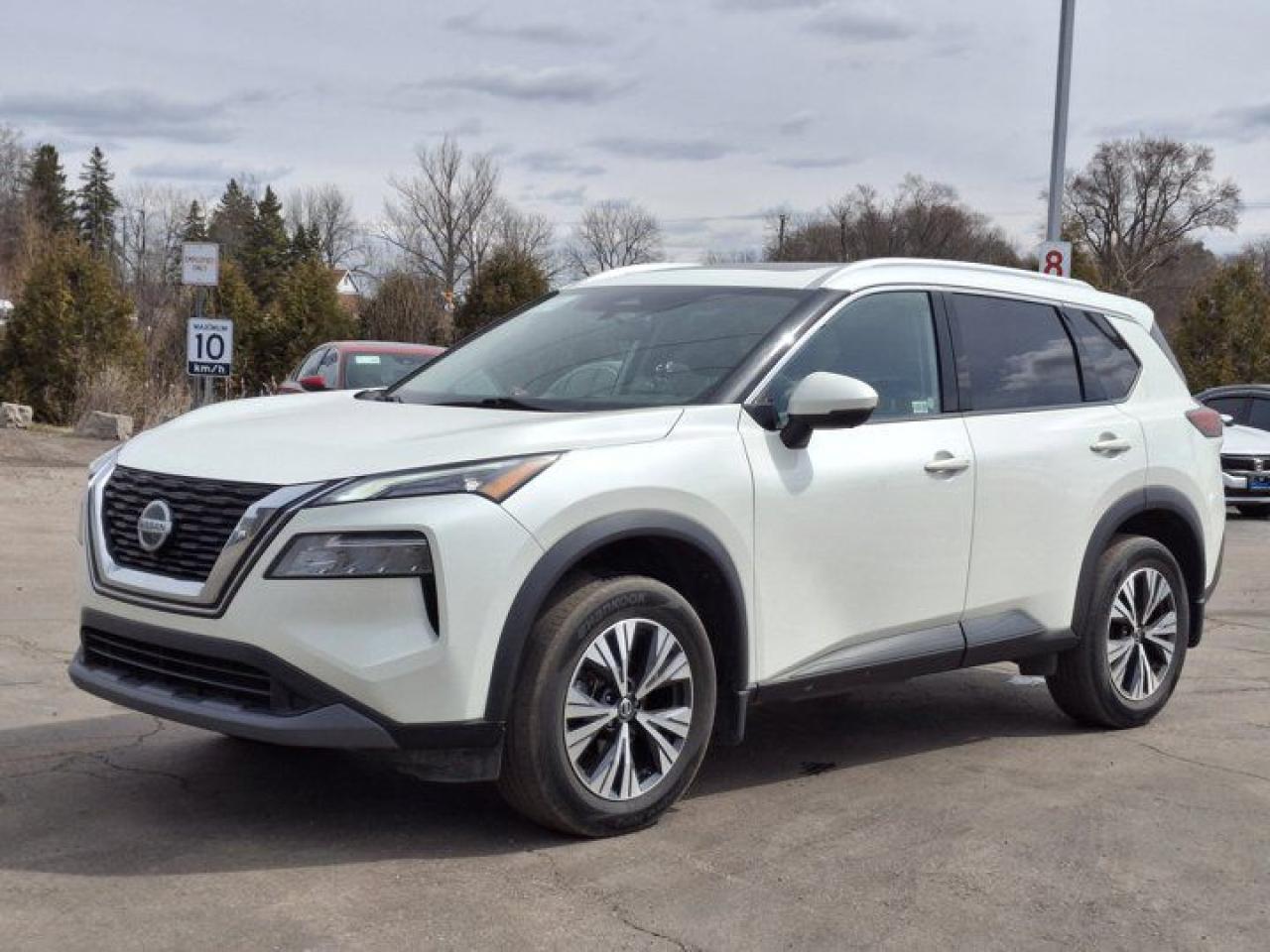 Used 2021 Nissan Rogue SV Premium AWD | Leather | Pano Sunroof | 360 Camera | Heated Steering + Seats | Adaptive Cruise | for sale in Guelph, ON