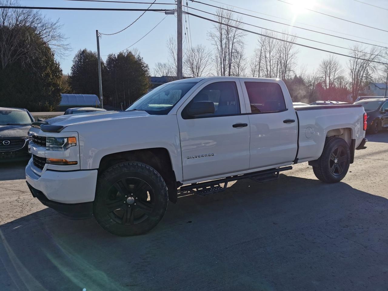 2018 Chevrolet Silverado 1500 Custom 4X4 Photo