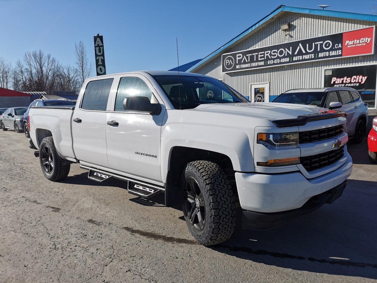 Used 2018 Chevrolet Silverado 1500 Custom 4X4 for sale in Madoc, ON