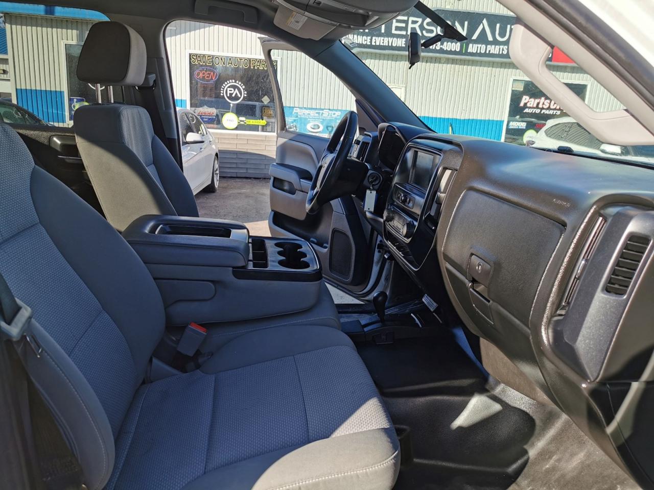 2018 Chevrolet Silverado 1500 Custom 4X4 - Photo #22