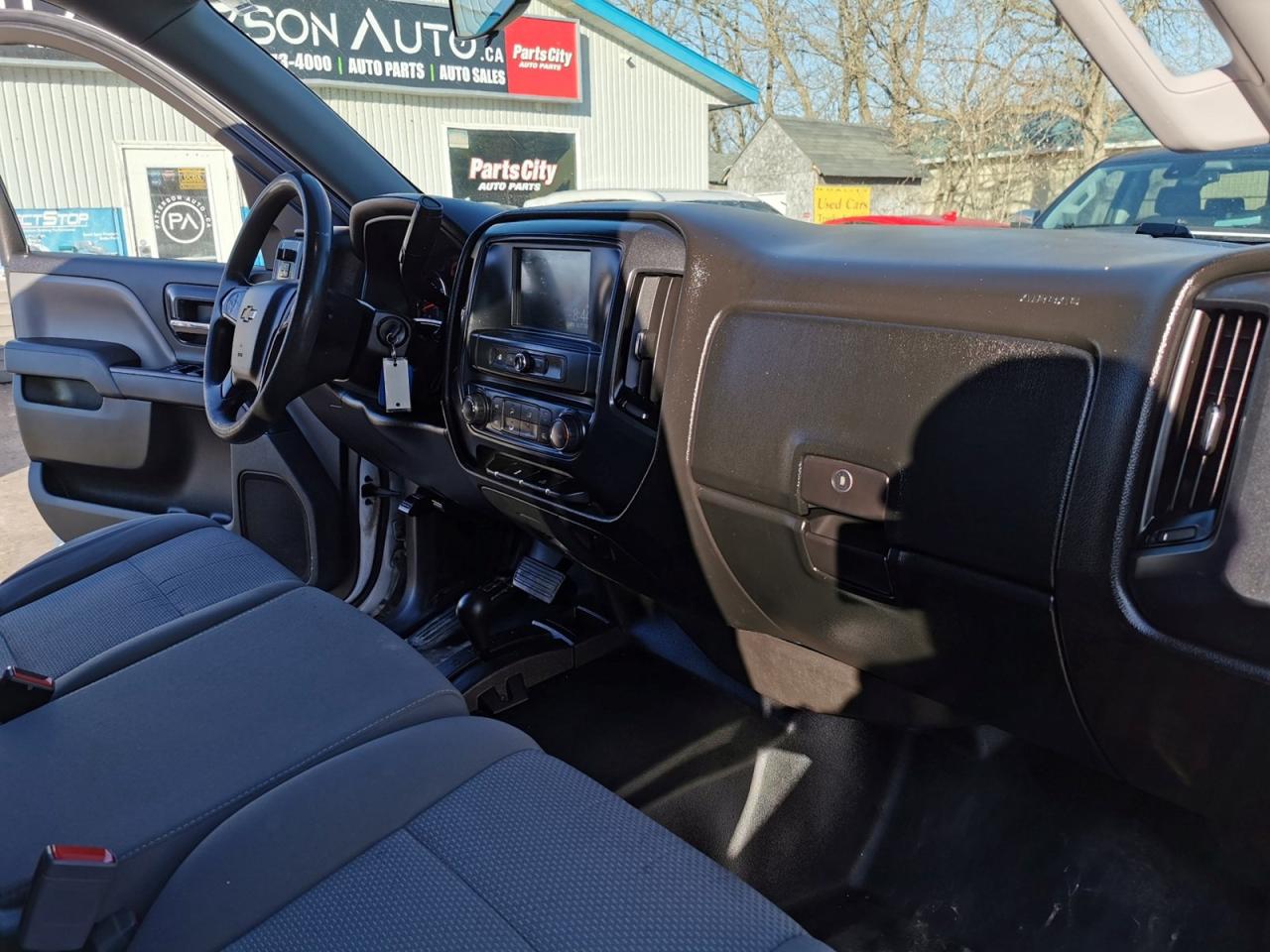 2018 Chevrolet Silverado 1500 Custom 4X4 - Photo #24