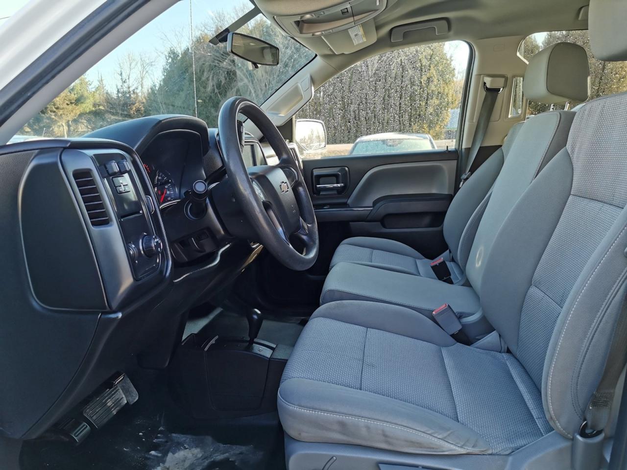 2018 Chevrolet Silverado 1500 Custom 4X4 - Photo #25