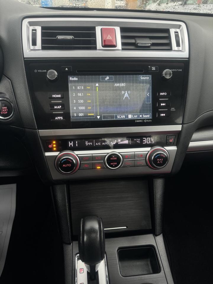 2015 Subaru Legacy 4dr Sdn CVT 2.5i w/Limited & Tech Pkg - Photo #11