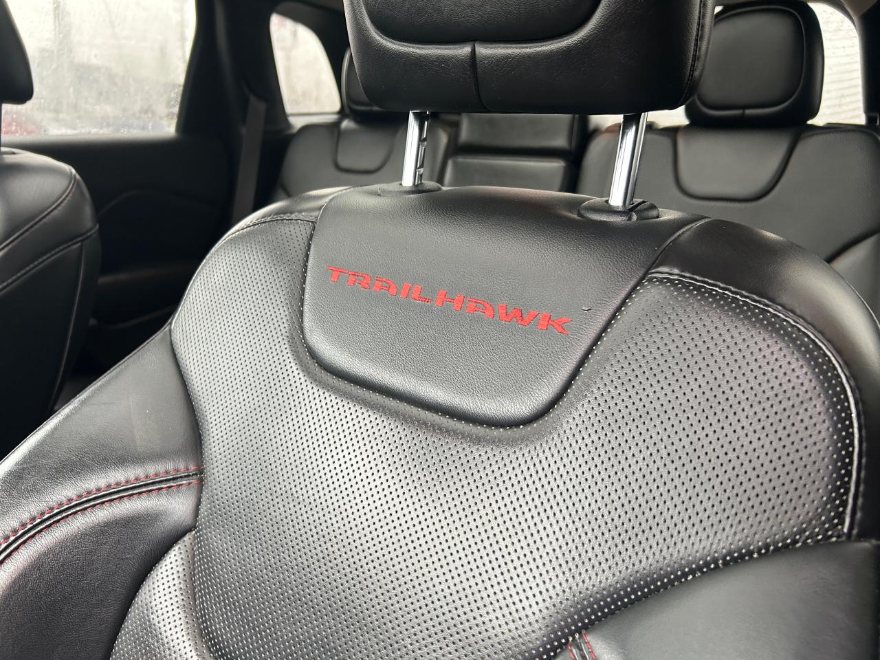 2018 Jeep Cherokee Trailhawk Leather Plus 4x4 - Photo #12