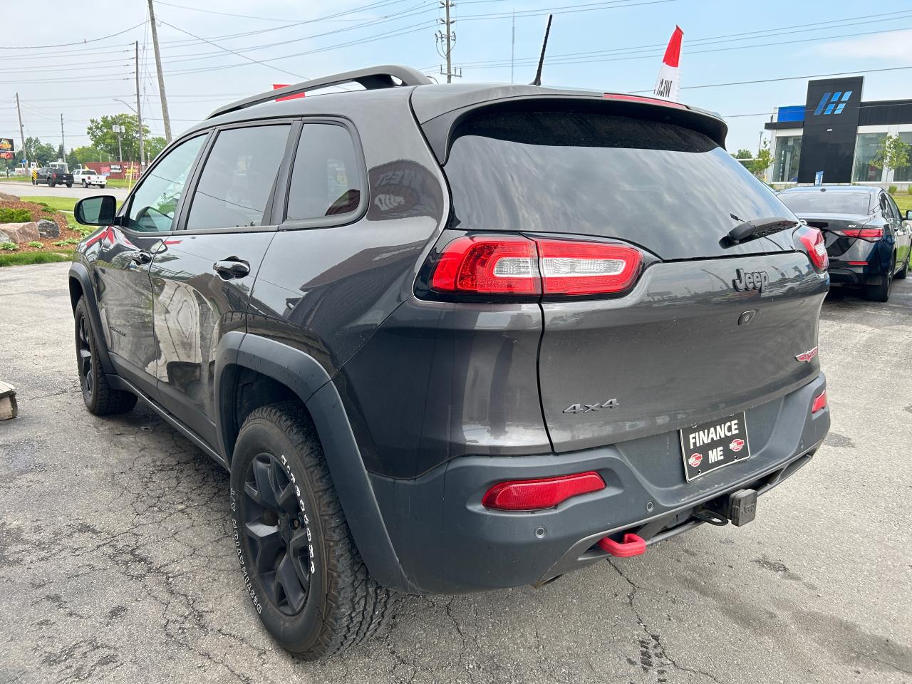 2018 Jeep Cherokee Trailhawk Leather Plus 4x4 - Photo #3