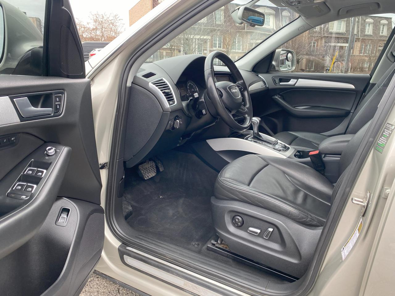 2013 Audi Q5 Quattro AWD/Automatic/Leather/PanRoof/Certified - Photo #11