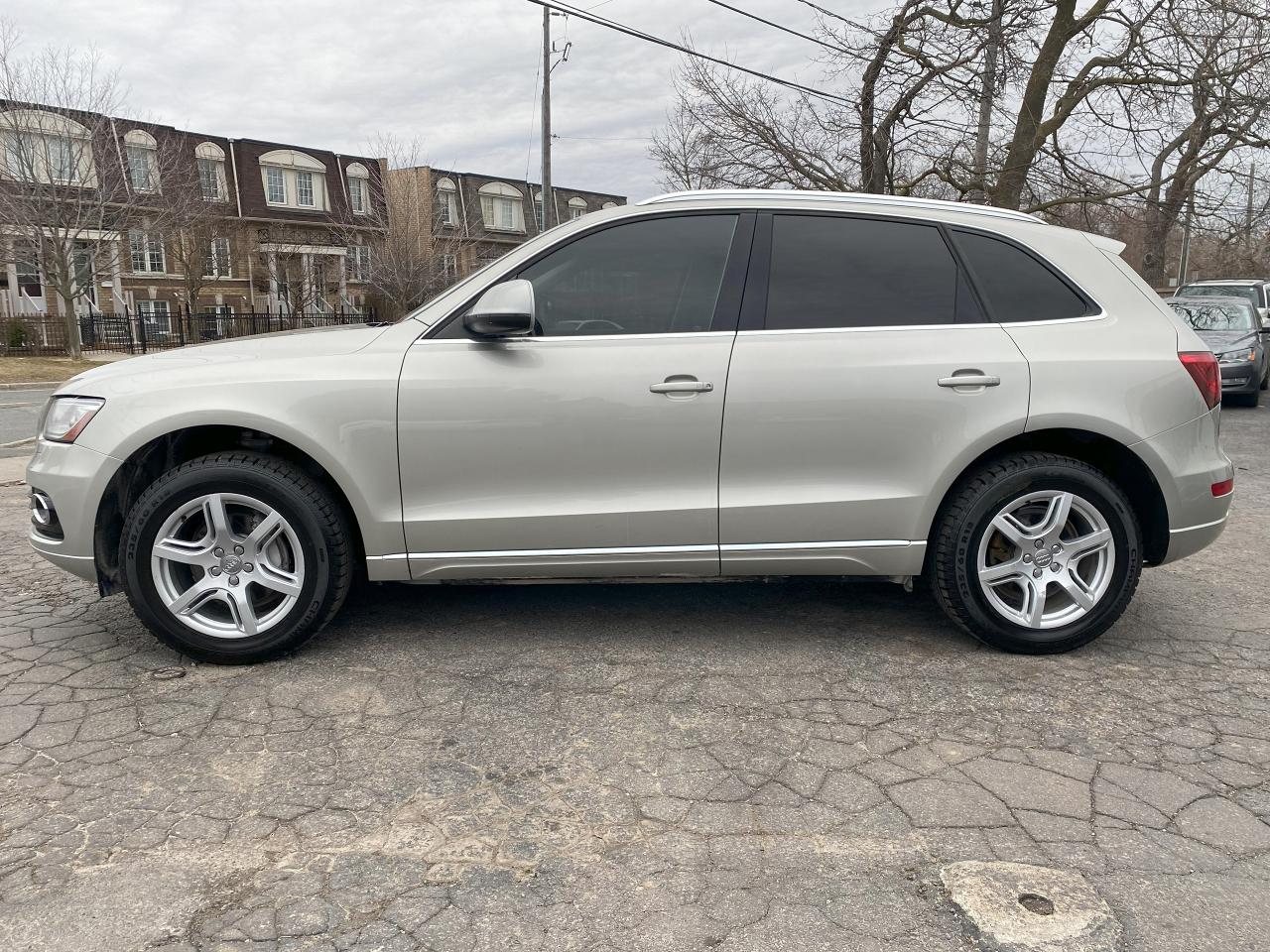 2013 Audi Q5 Quattro AWD/Automatic/Leather/PanRoof/Certified - Photo #2