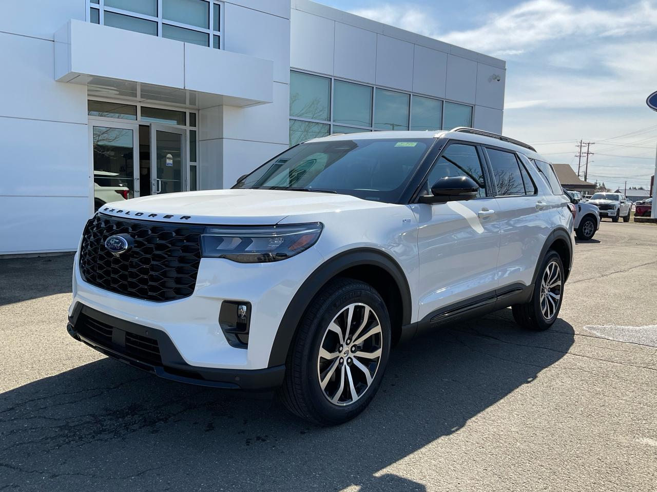 2025 Ford Explorer ST-Line Photo0