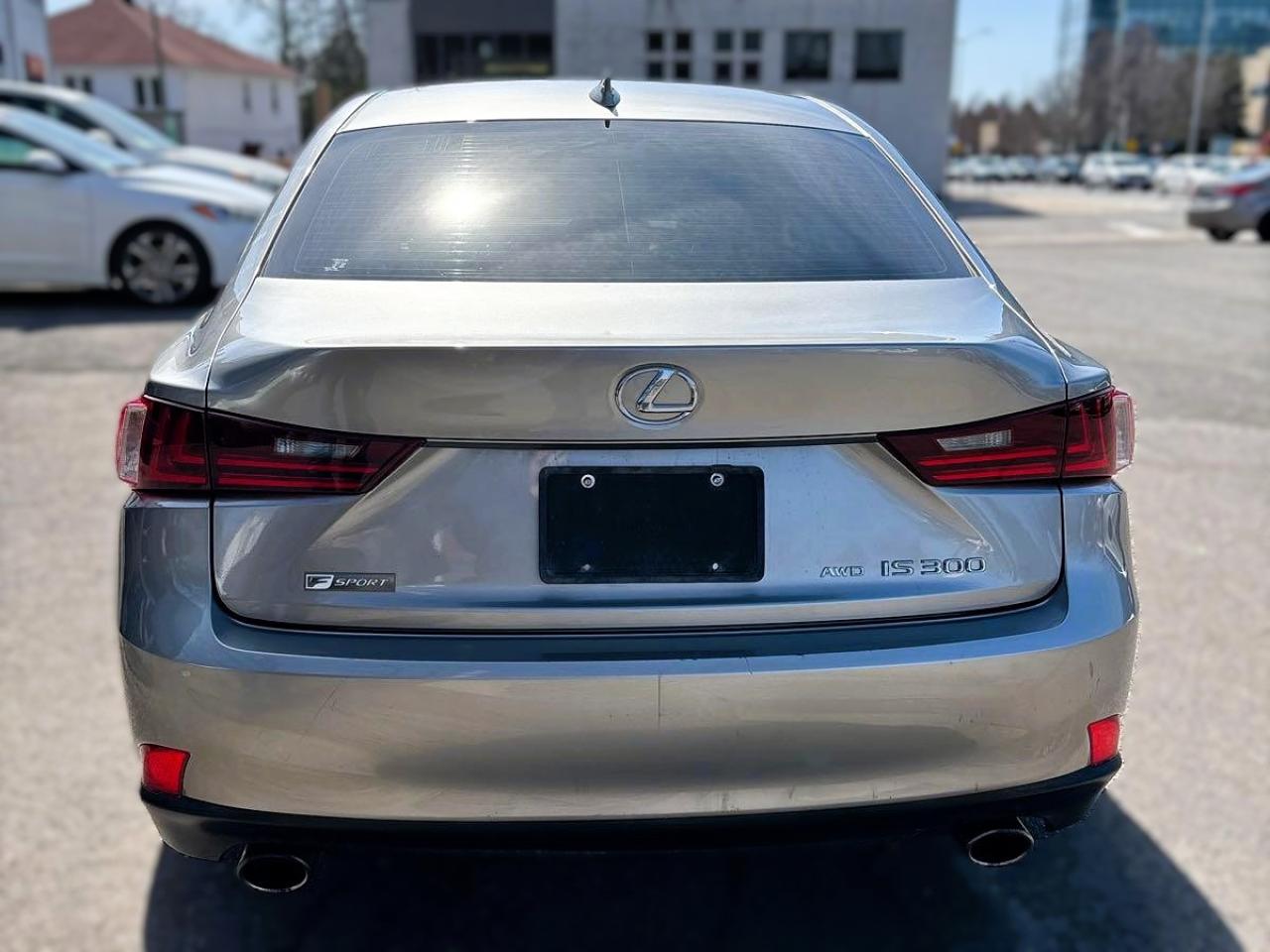 2016 Lexus IS 300 F-Sport AWD 4dr Sdn Photo5