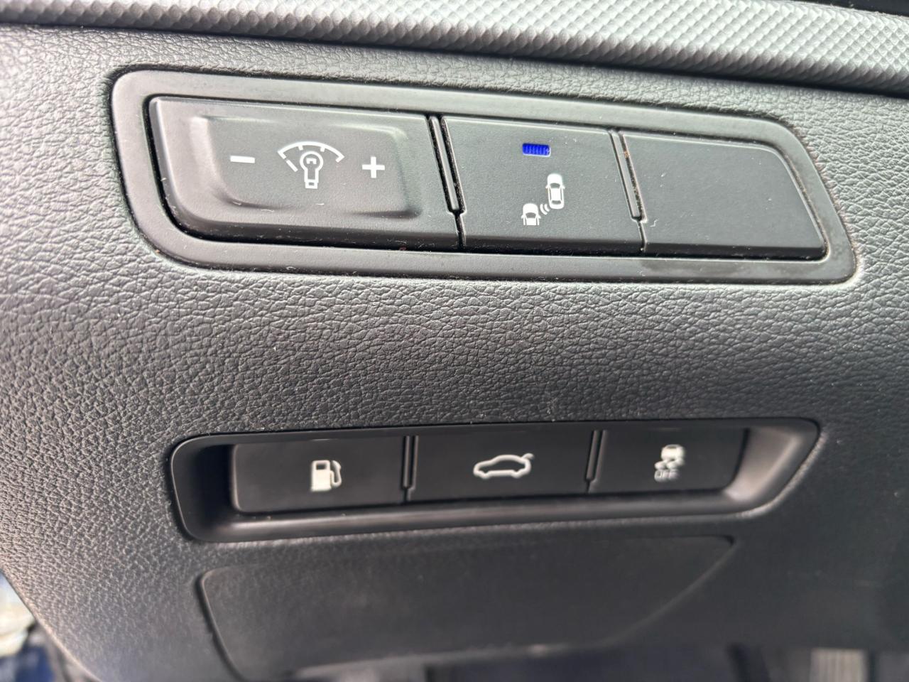 2019 Hyundai Sonata ESSENTIAL, Heated Seats,Lane Departure,Rear Camera