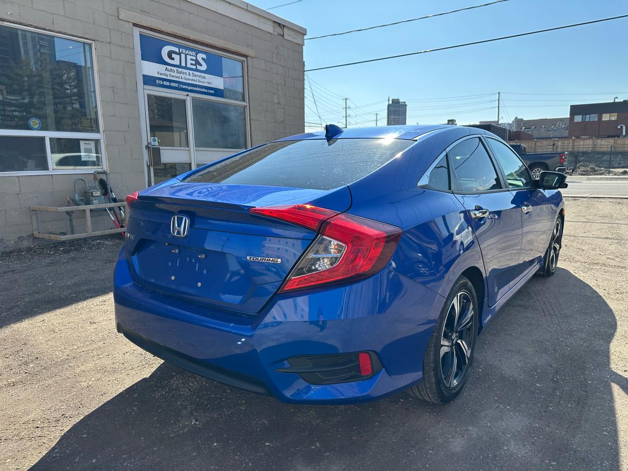 2016 Honda Civic Touring - Photo #4