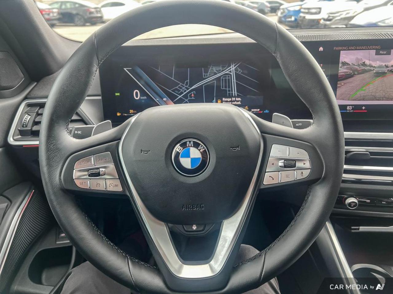 2023 BMW 3 Series 330i xDRIVE / ROOF / NAV / LEATHER / NO ACCIDENTS - Photo #20