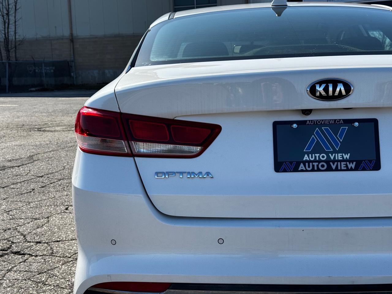 2018 Kia Optima LX **BLIND SPOT DETECTION** - Photo #12