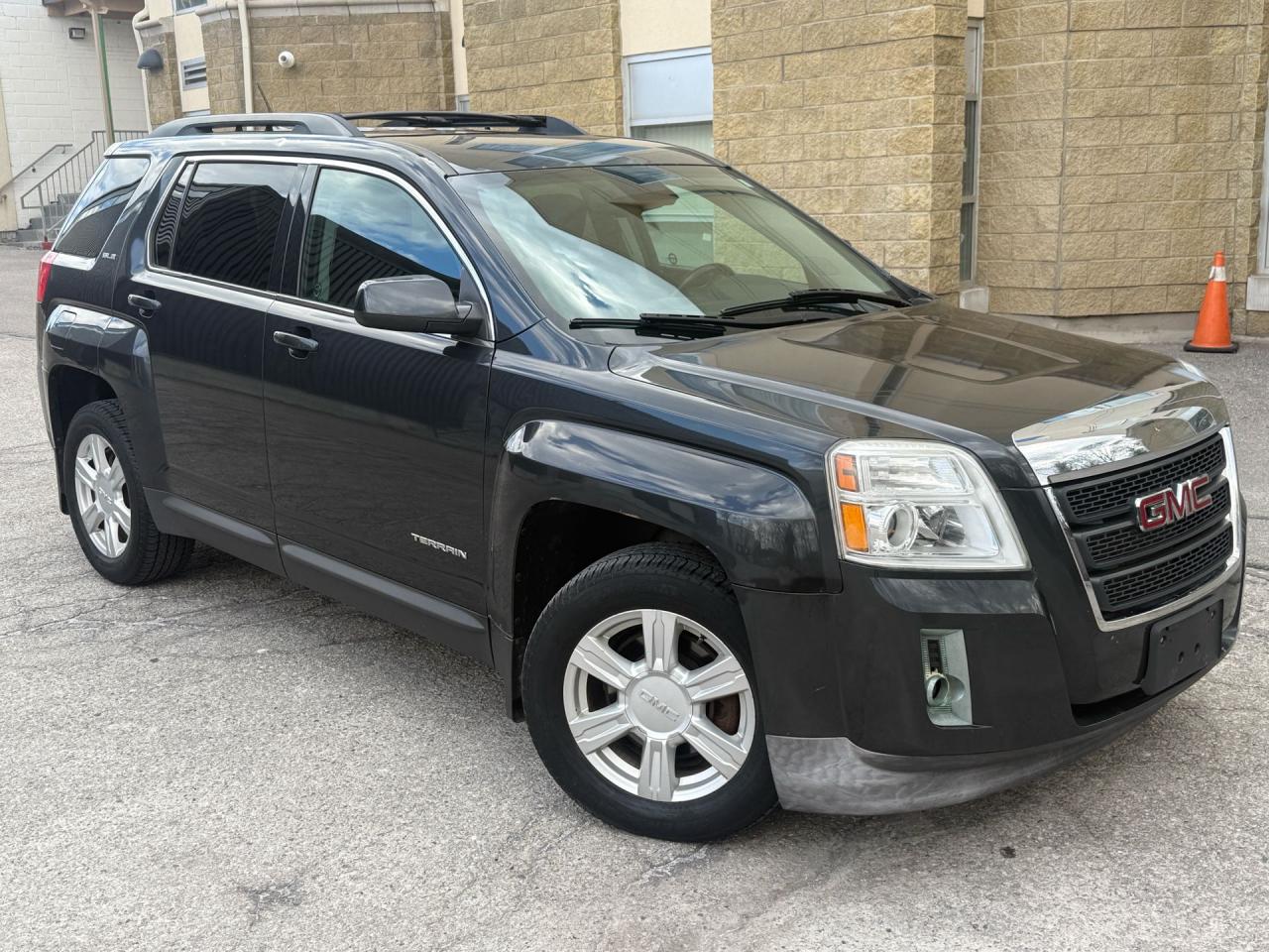 2014 GMC Terrain FWD 4dr SLE-2 - Photo #3