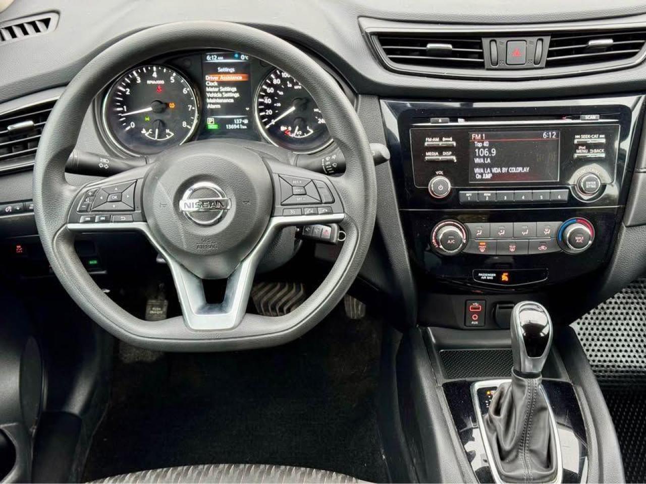 2017 Nissan Rogue Sport AWD- Certified Photo4