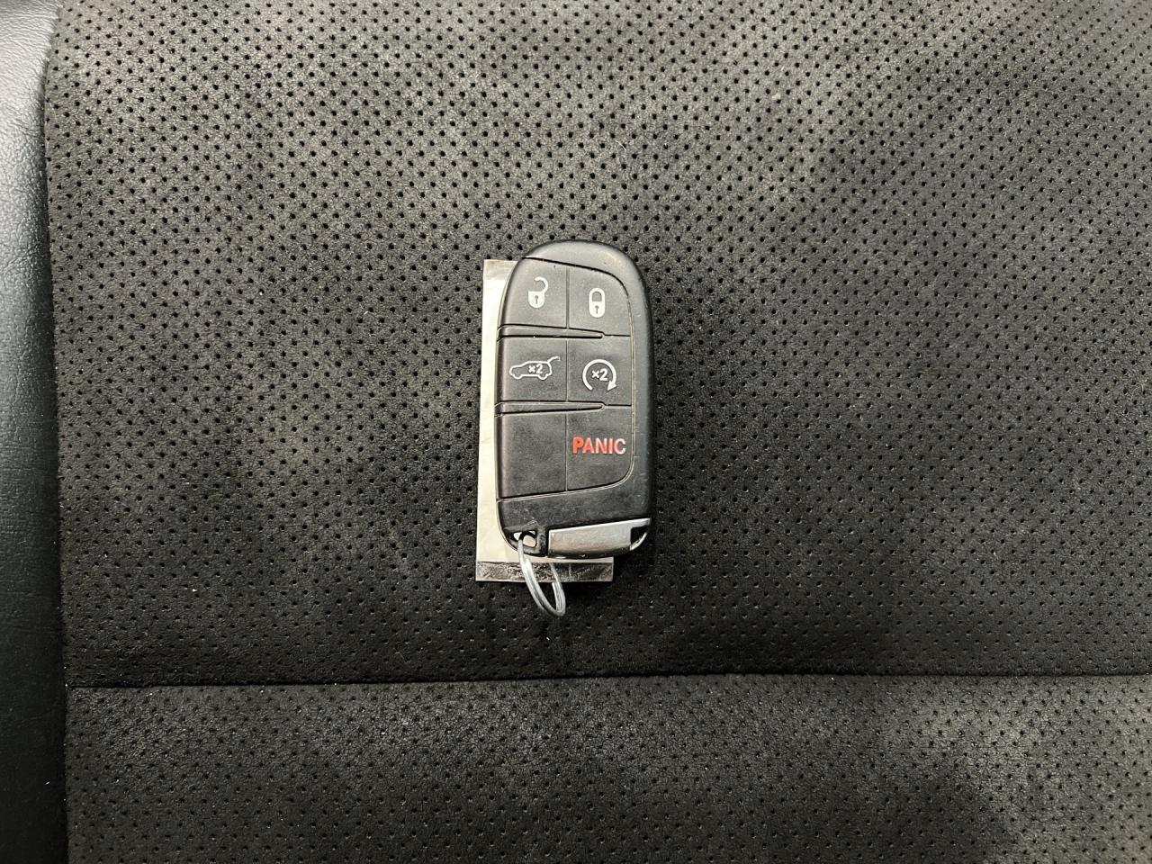 2020 Dodge Durango R/T AWD | 5.7L HEMI | LEATHER | SUNROOF | 7-PASS Photo