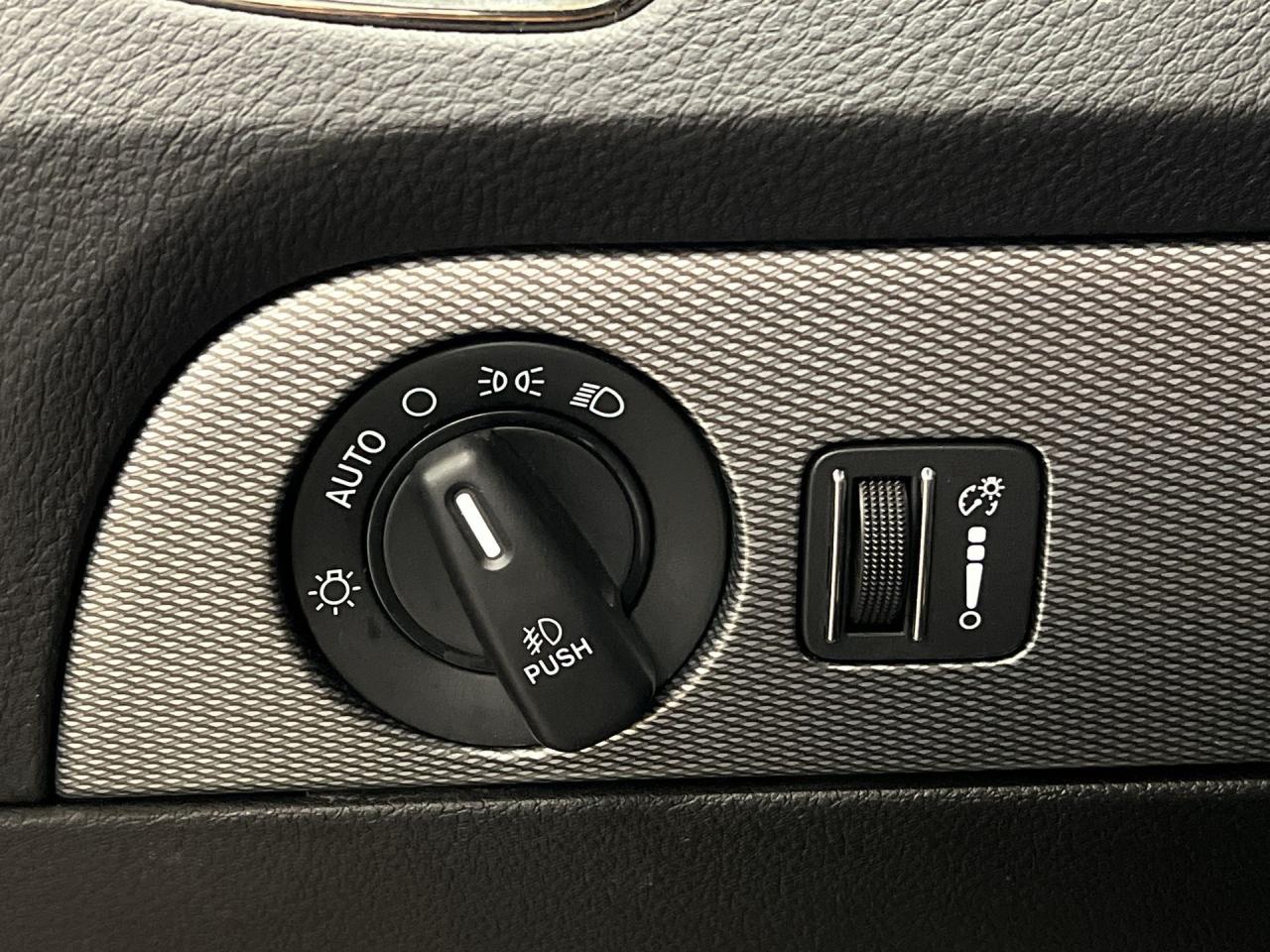 2020 Dodge Durango R/T AWD | 5.7L HEMI | LEATHER | SUNROOF | 7-PASS Photo