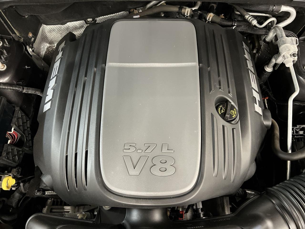 2020 Dodge Durango R/T AWD | 5.7L HEMI | LEATHER | SUNROOF | 7-PASS Photo