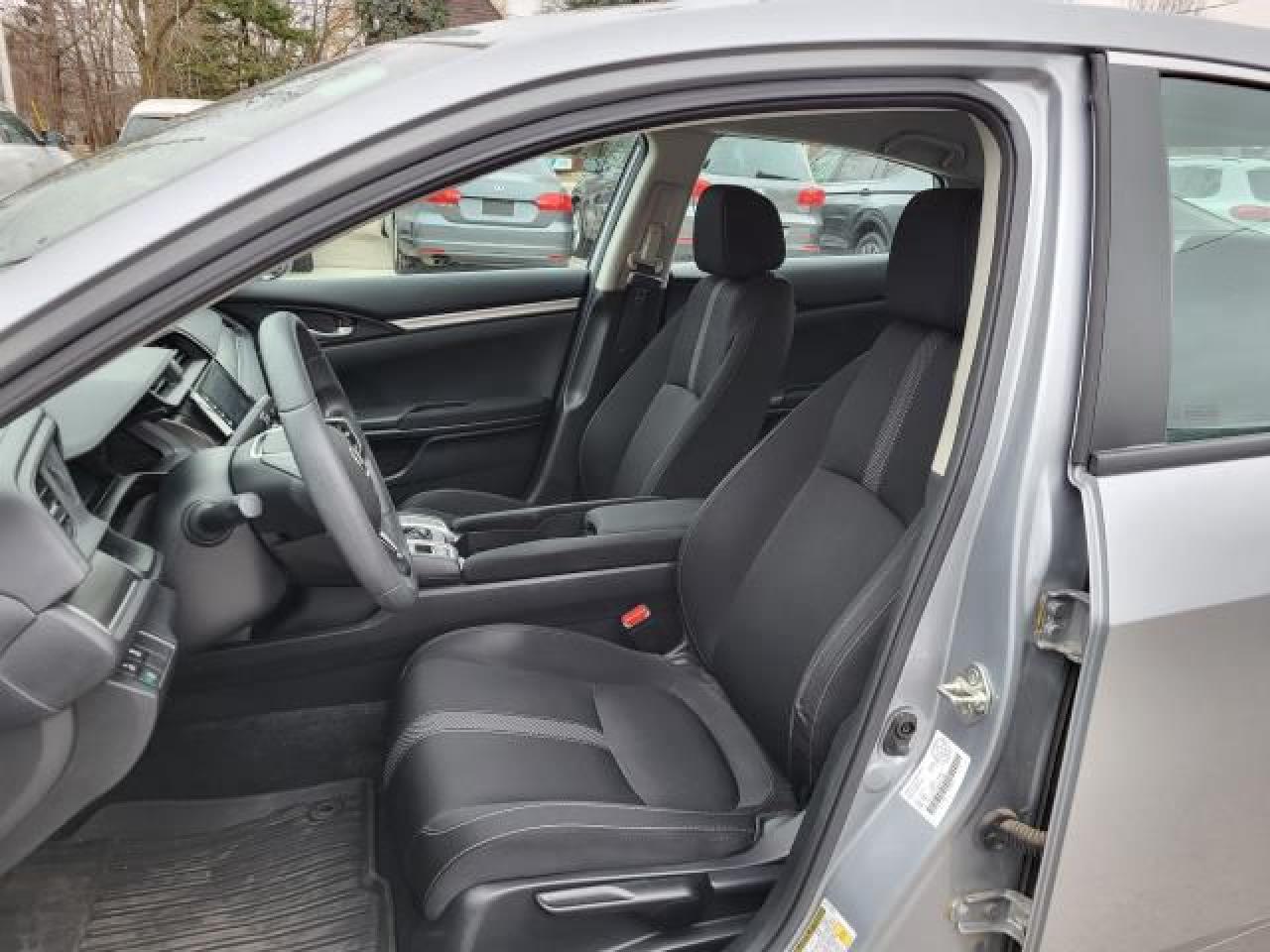 2019 Honda Civic LX Photo9
