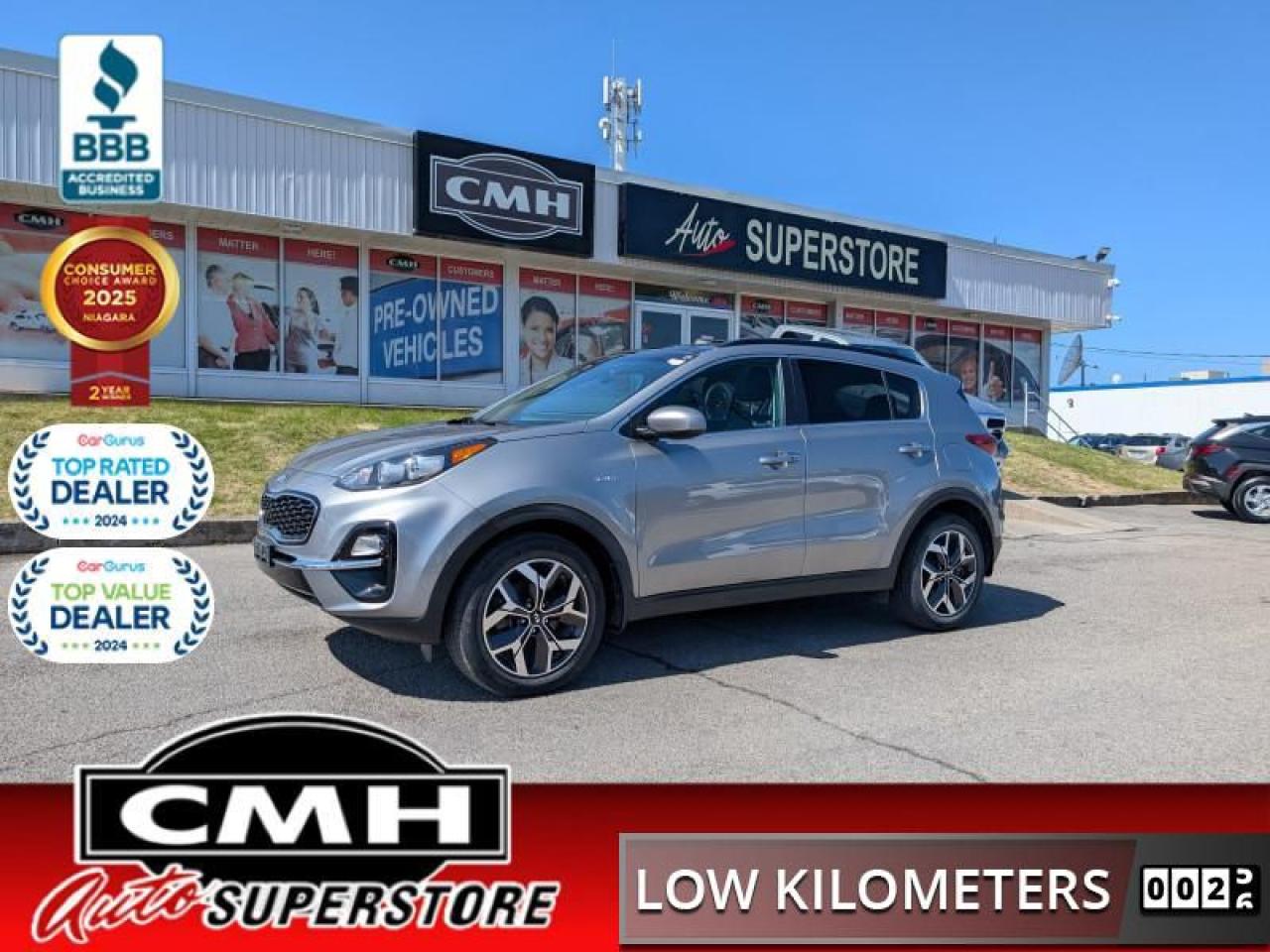 <b>ONLY 22,000 KMS !!! AWD !!! REAR CAMERA, LANE ASSIST, COLLISION SENSORS, WIRELESS PHONE CHARGER, APPLE CARPLAY, ANDROID AUTO, PANORAMIC SUNROOF, POWER DRIVER SEAT, HEATED SEATS, HEATED STEERING WHEEL, PROXIMITY KEY, BUTTON START, 18-INCH ALLOY WHEELS</b><br>  <br>CMH certifies that all vehicles meet DOUBLE the Ministry standards for Brakes and Tires<br><br> <br>    This  2020 Kia Sportage is for sale today. <br> <br>This 2020 Kia Sportage ranks as one of the best Crossover SUVs and with a good set of reasons. It has one of the best interiors in its class, a generous cargo space, excellent power and handling, and a modern, distinctive, ageless design. Comfortable, composed and highly capable on the road and for light off-roading, this Kia Sportage definitely deserves your consideration.This low mileage  SUV has just 21,752 kms. Its  grey in colour  and is completely accident free based on the <a href=https://vhr.carfax.ca/?id=u4u+QK9tuk6xZFSHj7UpKPjkKaoZdN+s target=_blank>CARFAX Report</a> . It has an automatic transmission and is powered by a  181HP 2.4L 4 Cylinder Engine. <br> <br> Our Sportages trim level is EX. With style, comfort and safety upgrades like a huge glass sunroof, bigger aluminum wheels, chrome accents, a heated leather steering wheel, wireless charging, lane keep assist and forward collision mitigation this EX Sportage takes things to a whole new level. You will also get Apple CarPlay, Android Auto, an 8 inch colour display, Bluetooth streaming audio, heated front seats, steering wheel audio controls and a proximity key with push button start. The exterior also comes with front fog lights, heated side mirrors and a chrome beltline trim to help cement that luxurious feel.  This vehicle has been upgraded with the following features: Sunroof,  Heated Steering Wheel,  Apple Carplay,  Android Auto,  Heated Seats,  Wireless Charging,  Aluminum Wheels. <br> <br>To apply right now for financing use this link : <a href=https://www.cmhniagara.com/financing/ target=_blank>https://www.cmhniagara.com/financing/</a><br><br> <br/><br>Trade-ins are welcome! Financing available OAC ! Price INCLUDES a valid safety certificate! Price INCLUDES a 60-day limited warranty on all vehicles except classic or vintage cars. CMH is a Full Disclosure dealer with no hidden fees. We are a family-owned and operated business for over 30 years! o~o