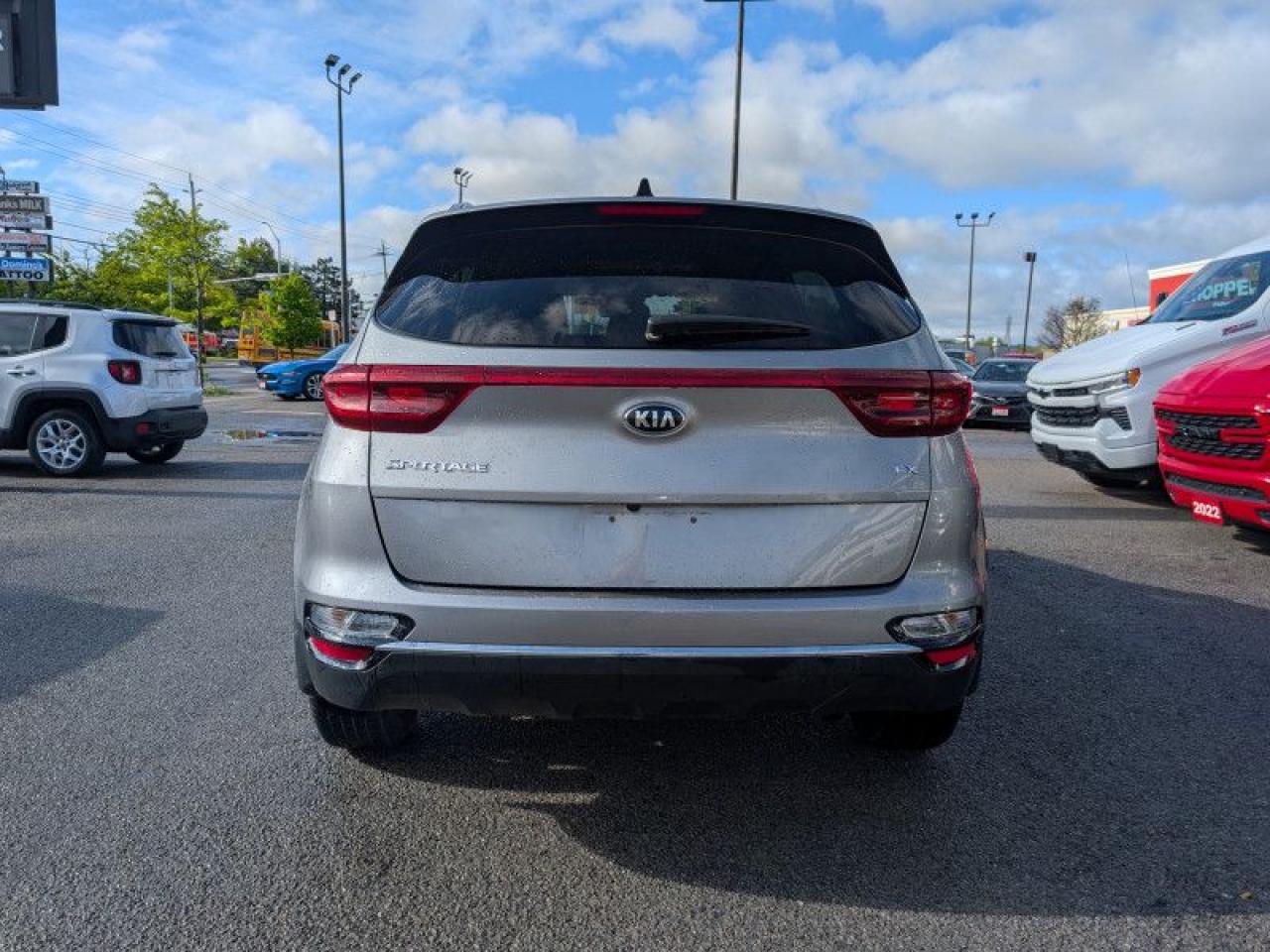 2020 Kia Sportage EX  **VERY LOW MILEAGE - PANO ROOF** Photo3