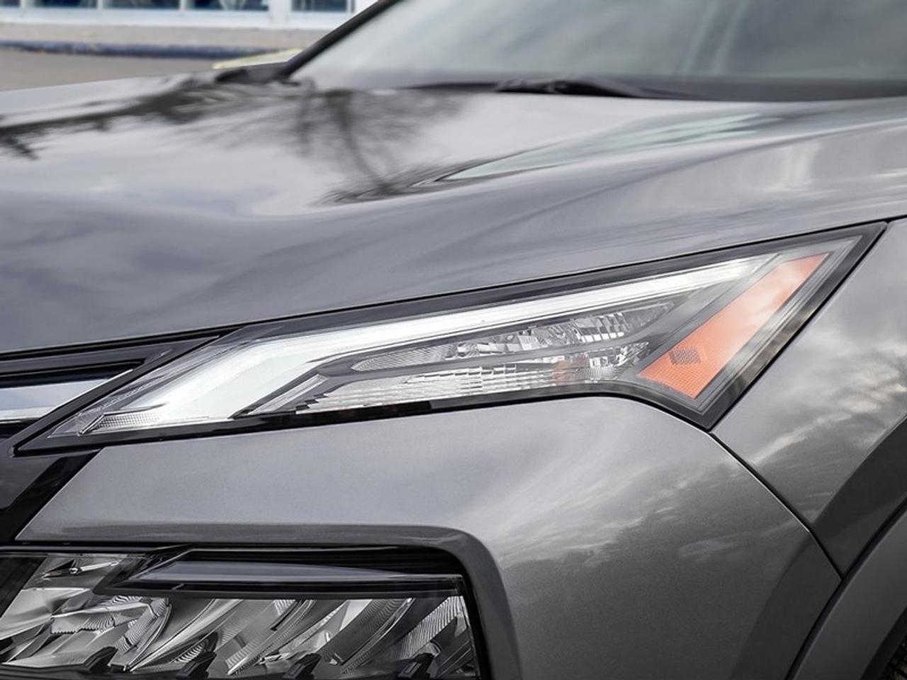 2025 Nissan Rogue SV Moonroof  - Moonroof -  Power Liftgate Photo