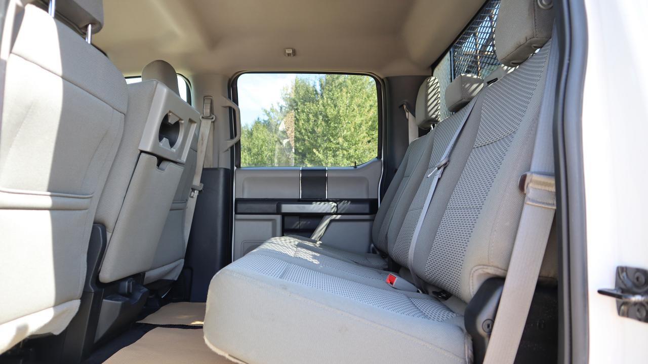 2018 Ford F-550 Super Duty DRW XL Photo5