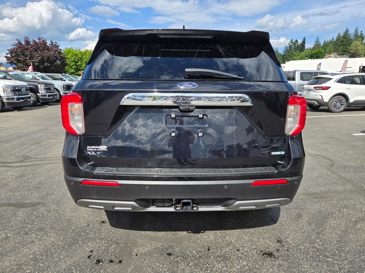 2020 Ford Explorer XLT Photo5