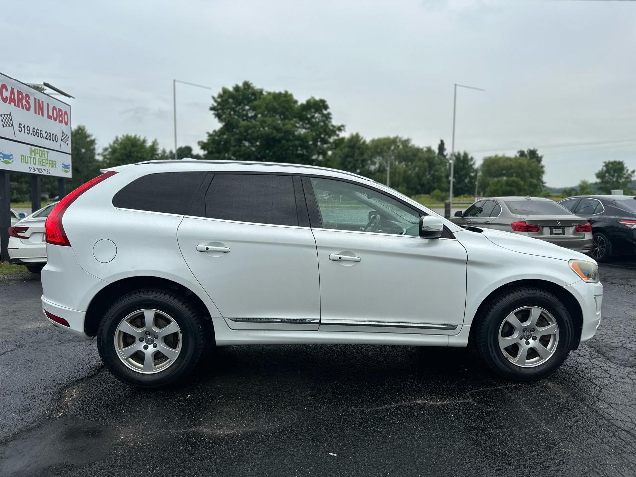 2016 Volvo XC60 AWD T5 Special Edition Premier Photo2
