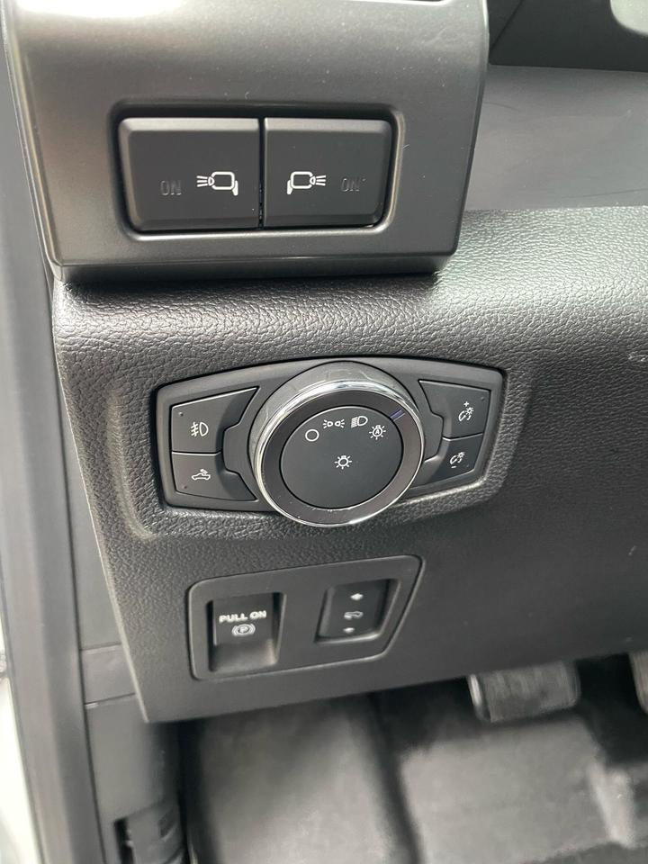1743435811