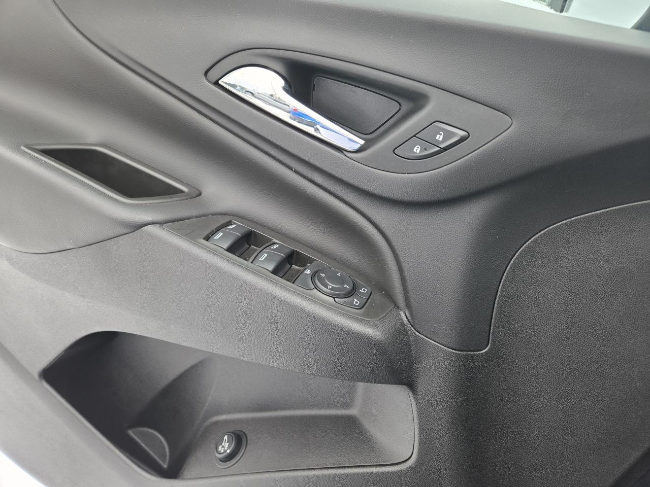 2024 Chevrolet Equinox AWD 4DR LT - Photo #18