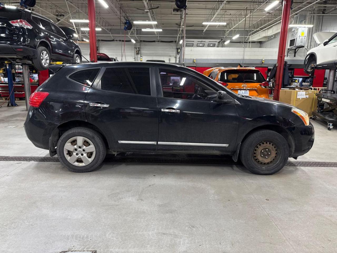 2011 Nissan Rogue  Photo4