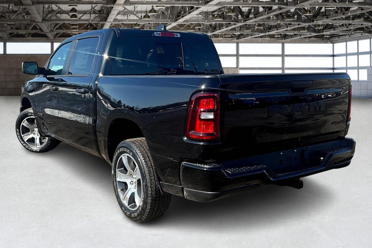 2025 RAM 1500 TRADESMAN CREW | Level 1 | Sport App Pkg Photo2