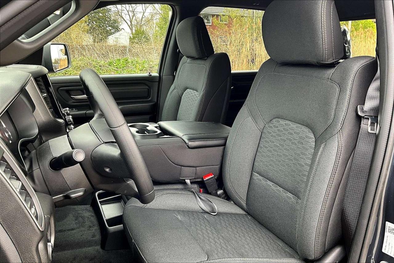 2025 RAM 1500 TRADESMAN CREW | Level 1 | Sport App Pkg Photo