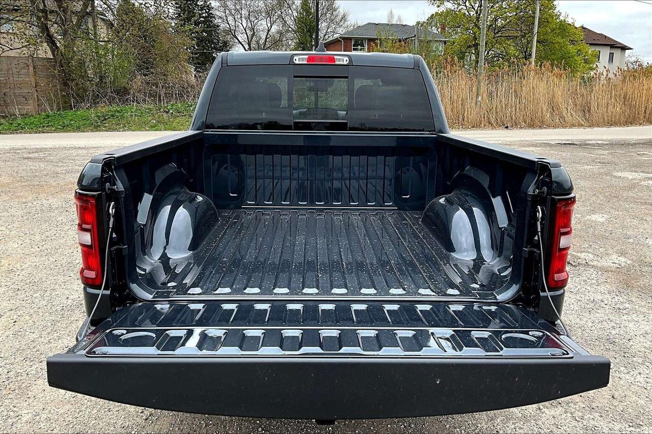 2025 RAM 1500 TRADESMAN CREW | Level 1 | Sport App Pkg Photo
