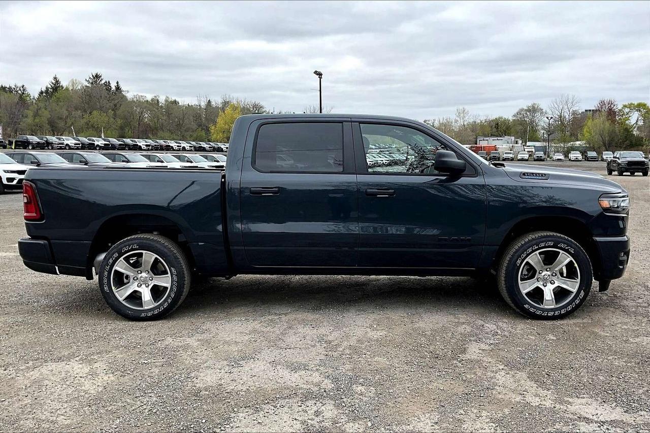 2025 RAM 1500 TRADESMAN CREW | Level 1 | Sport App Pkg Photo