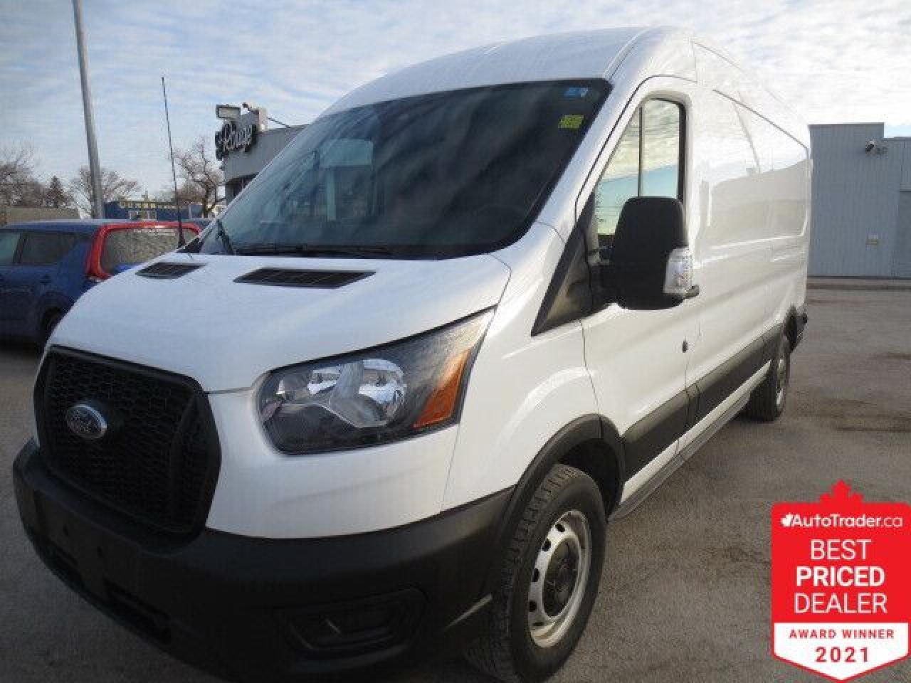 Used 2022 Ford Transit Cargo Van T-250 148  Med Rf 9070 GVWR RWD Cargo for sale in Winnipeg, MB