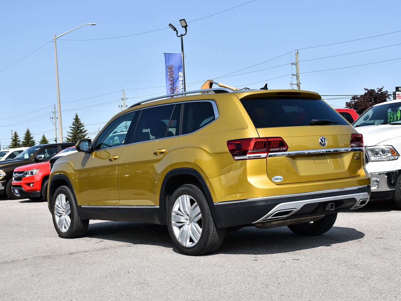 2018 Volkswagen Atlas Execline AWD ~Nav ~Cam ~Leather ~Panoramic Sunroof Photo4