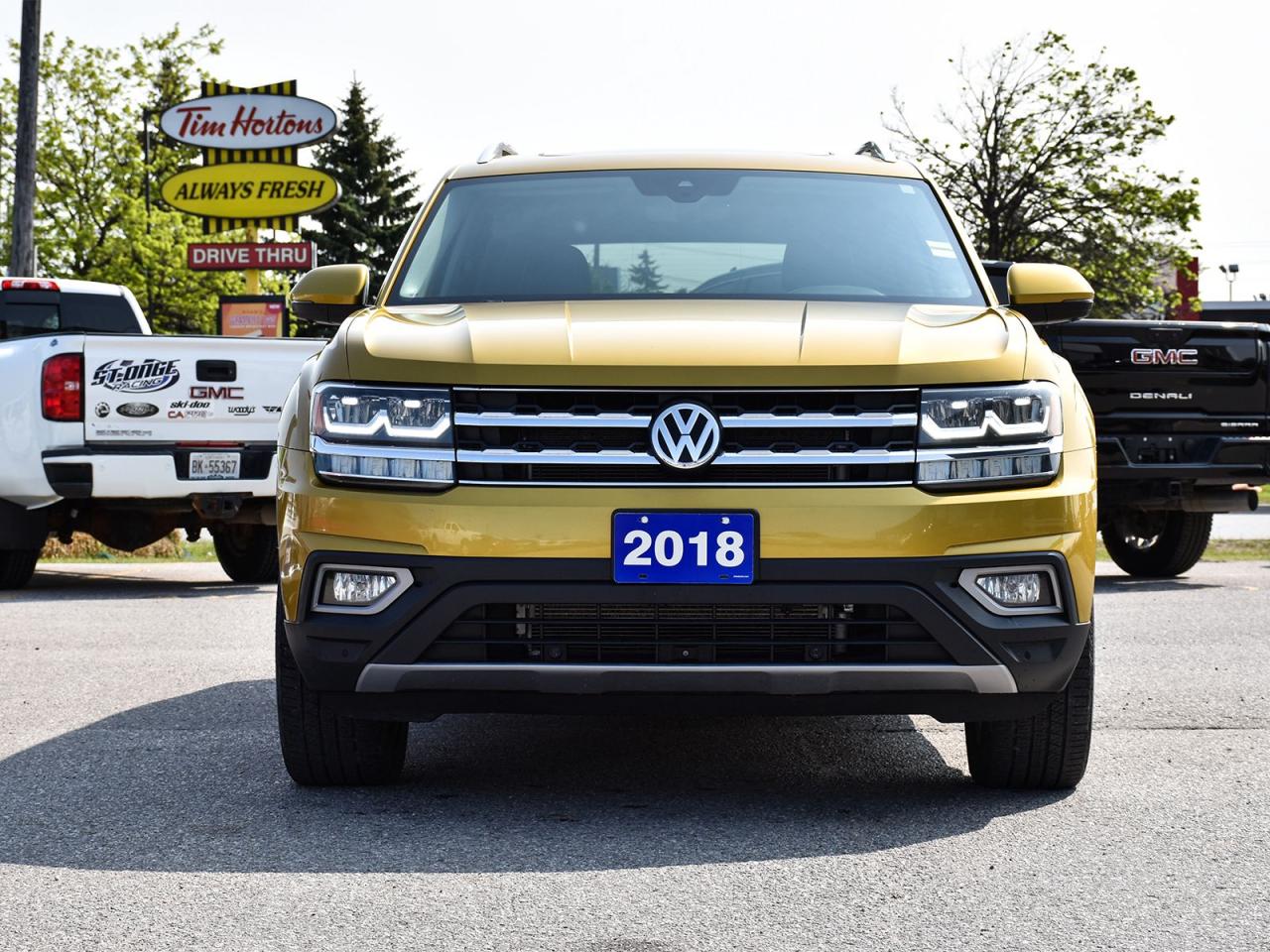 2018 Volkswagen Atlas Execline AWD ~Nav ~Cam ~Leather ~Panoramic Sunroof Photo2