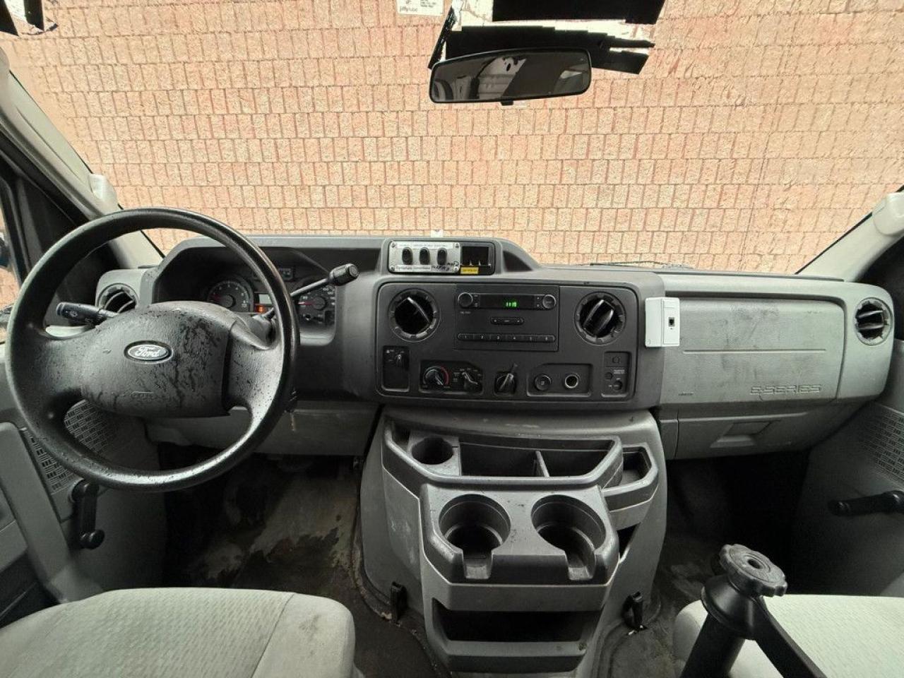 2011 Ford E150 E-Series | E-150 | LOW KMS | SHELVES INSTALLED | - Photo #11
