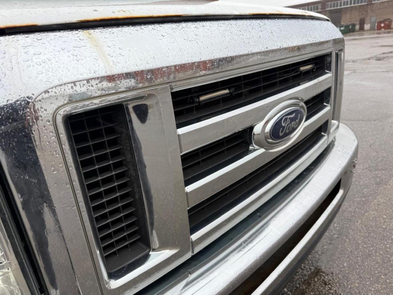 2011 Ford E150 E-Series | E-150 | LOW KMS | SHELVES INSTALLED | - Photo #13