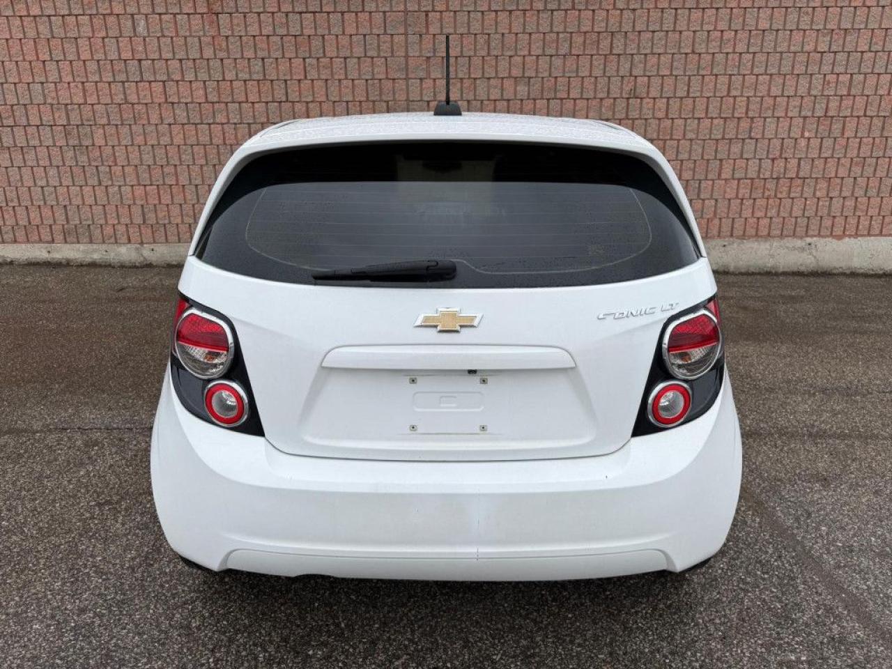 2015 Chevrolet Sonic LT | SUNROOF | ALLOY WHEELS | BACK-UP CAM | BLUETOOTH | - Photo #5