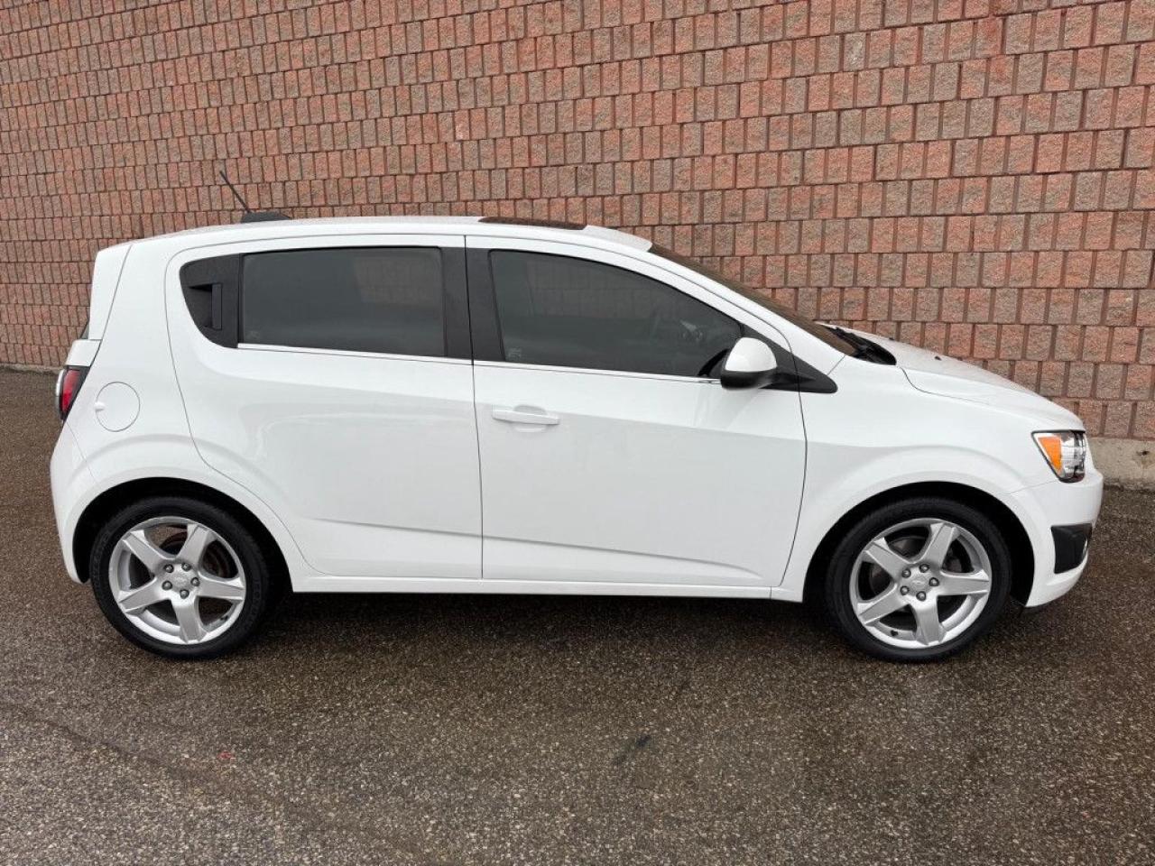2015 Chevrolet Sonic LT | SUNROOF | ALLOY WHEELS | BACK-UP CAM | BLUETOOTH | - Photo #7