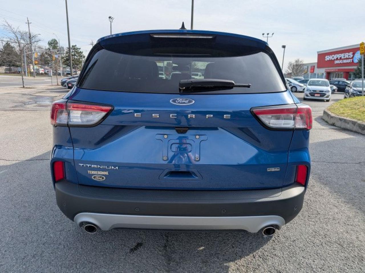 2022 Ford Escape Titanium  **TITANIUM PREMIUM PACKAGE** Photo3