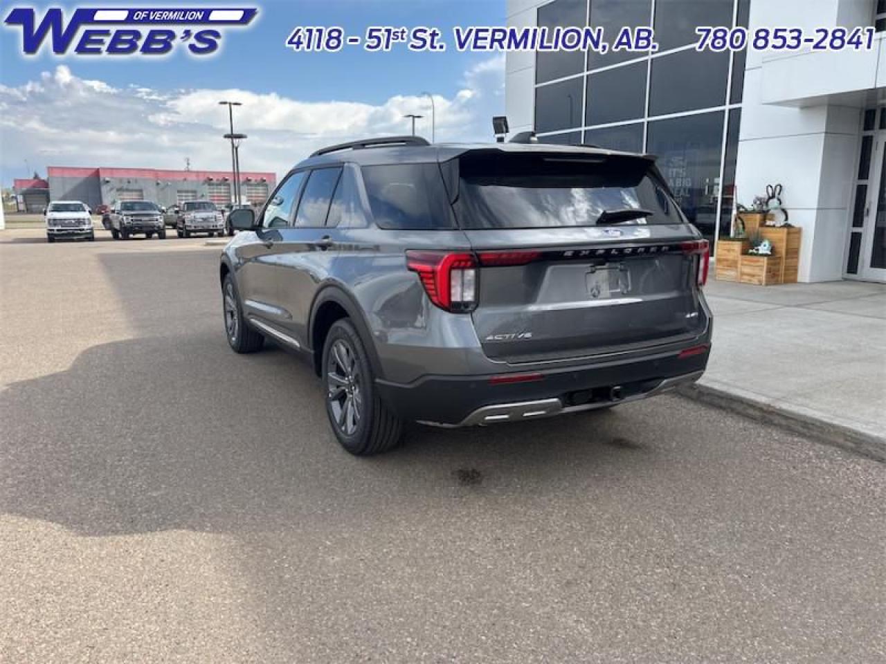 2025 Ford Explorer ACTIVE Photo4